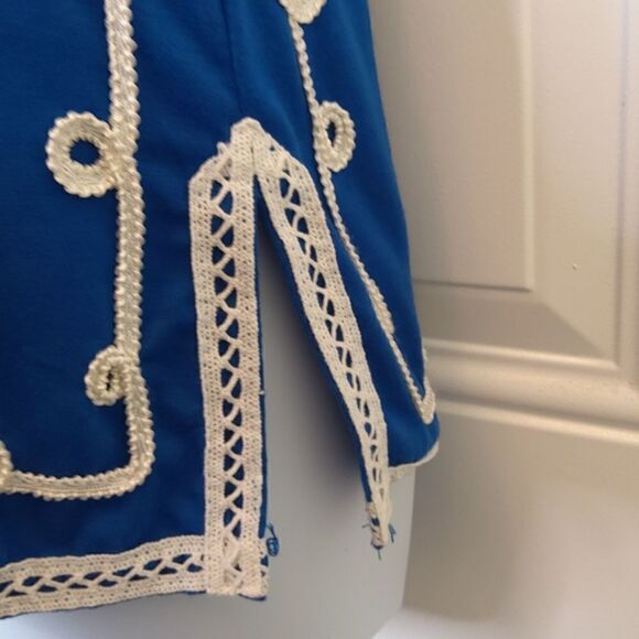 Objects D'art Royal blue and white short sleeve cold shoulder top - Picture 5 of 14